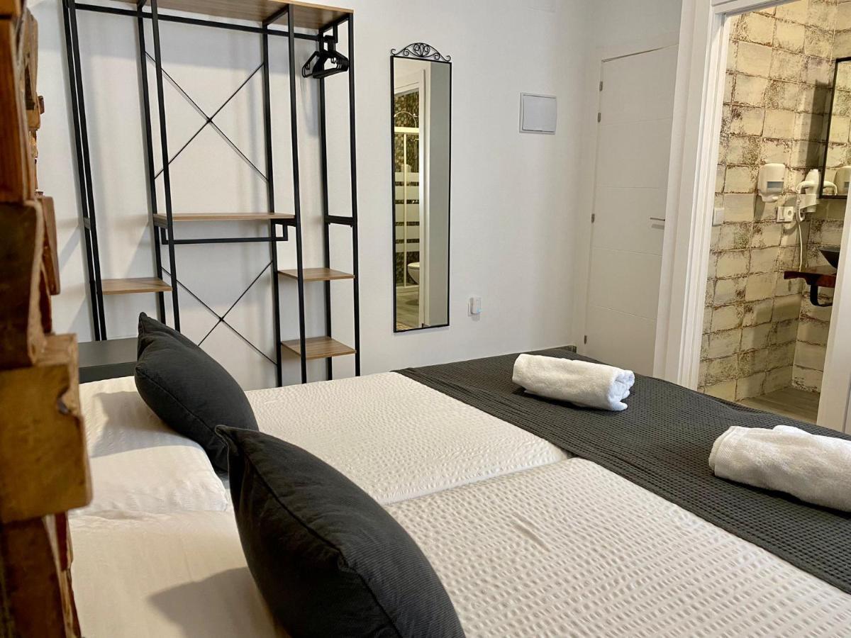 Anka Kurro Bed and Breakfast Rota Eksteriør billede